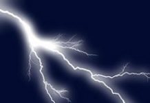 A/R: Lightning ‘strikes man to death’