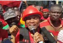 Video of Francis-Xavier Sosu begging protestors not to block road emerges (WATCH) Video of Francis-Xavier Sosu begging protestors not to block road emerges (WATCH)