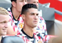 Should Man United let Ronaldo go for nothing? Should Man United let Ronaldo go for nothing?