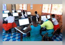 Innovating hands-on STEM education in Africa Innovating hands-on STEM education in Africa