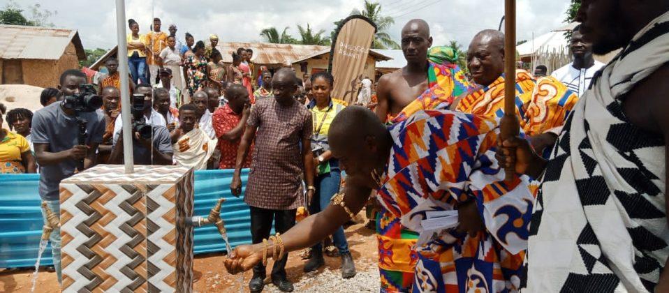 AngloGold Ashanti hands over water systems to four communities AngloGold Ashanti hands over water systems to four communities
