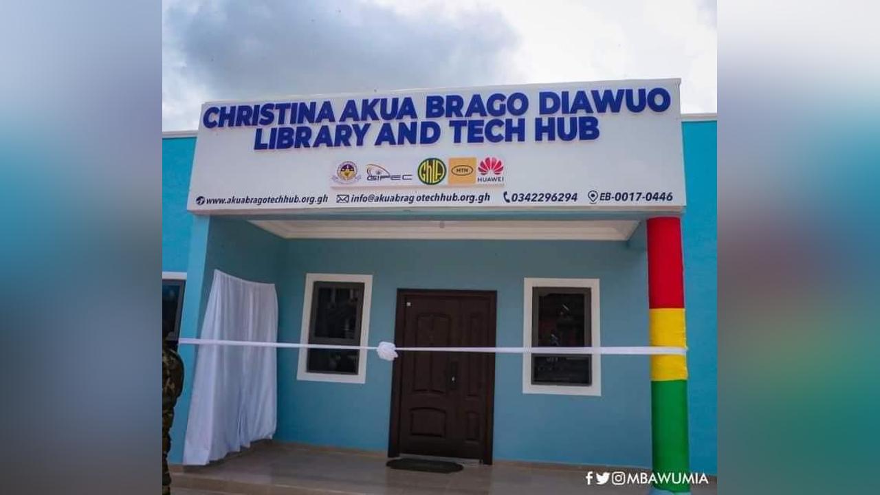 Huawei furnishes Christina Akua Brago library with ultramodern video conferencing equipment Huawei furnishes Christina Akua Brago library with ultramodern video conferencing equipment