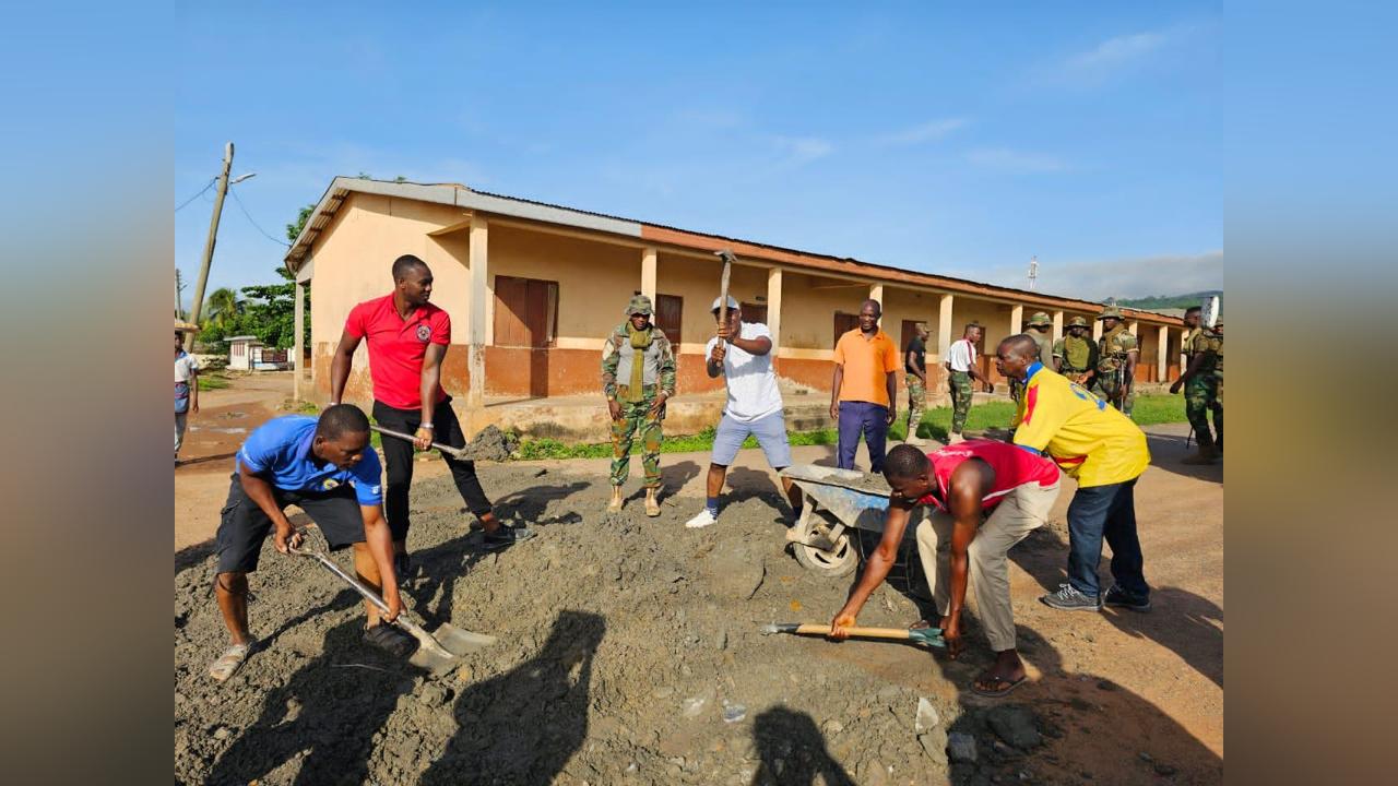 Krobo: ECG and others fix roads in Yilo Krobo Krobo: ECG and others fix roads in Yilo Krobo