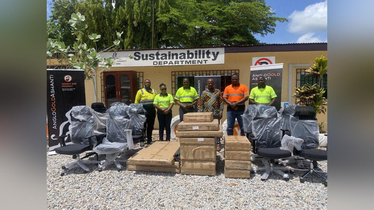AngloGold Ashanti donates furniture to GNA Kumasi Office Ghana