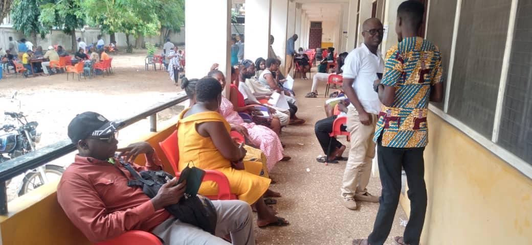 Long queue at EC office at Ho municipal for the ongoing voter ID replacement exercise Long queue at EC office at Ho municipal for the ongoing voter ID replacement exercise