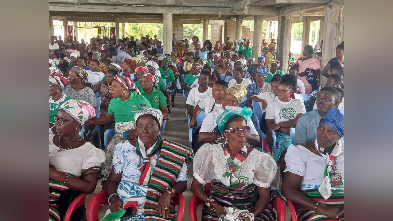 Eleven women in Anloga district benefit from MP’s apprenticeship programme Eleven women in Anloga district benefit from MP’s apprenticeship programme