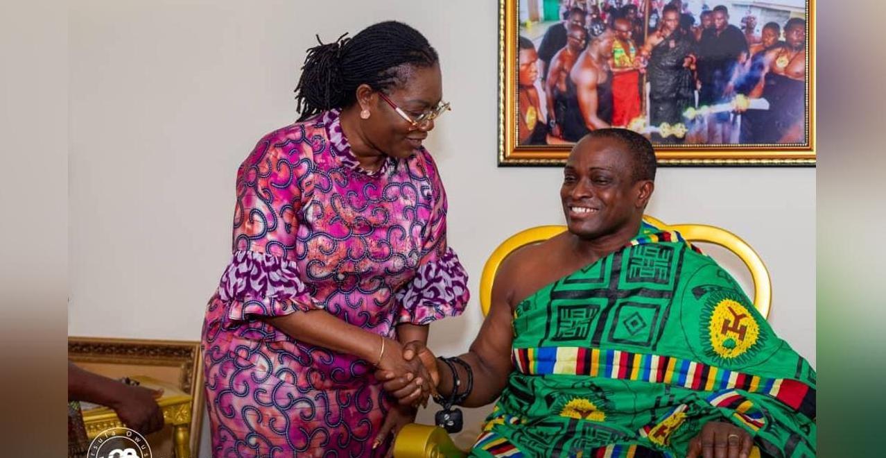 Eastern Region: Ursula pays a courtesy call on New Juaben Paramount Chief Eastern Region: Ursula pays a courtesy call on New Juaben Paramount Chief