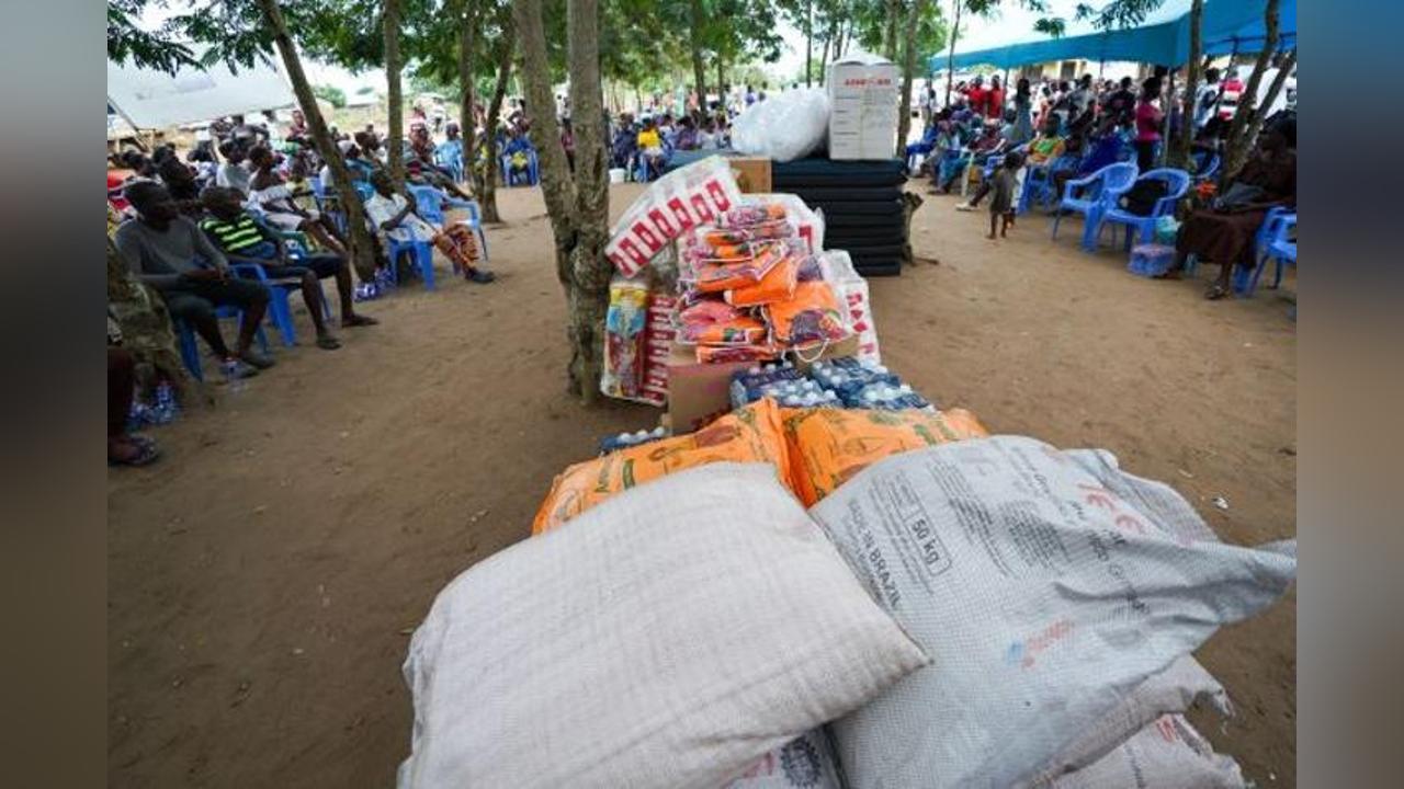 Ghana Link Supports Akosombo Dam Spillage Victims with donations Ghana Link Supports Akosombo Dam Spillage Victims with donations