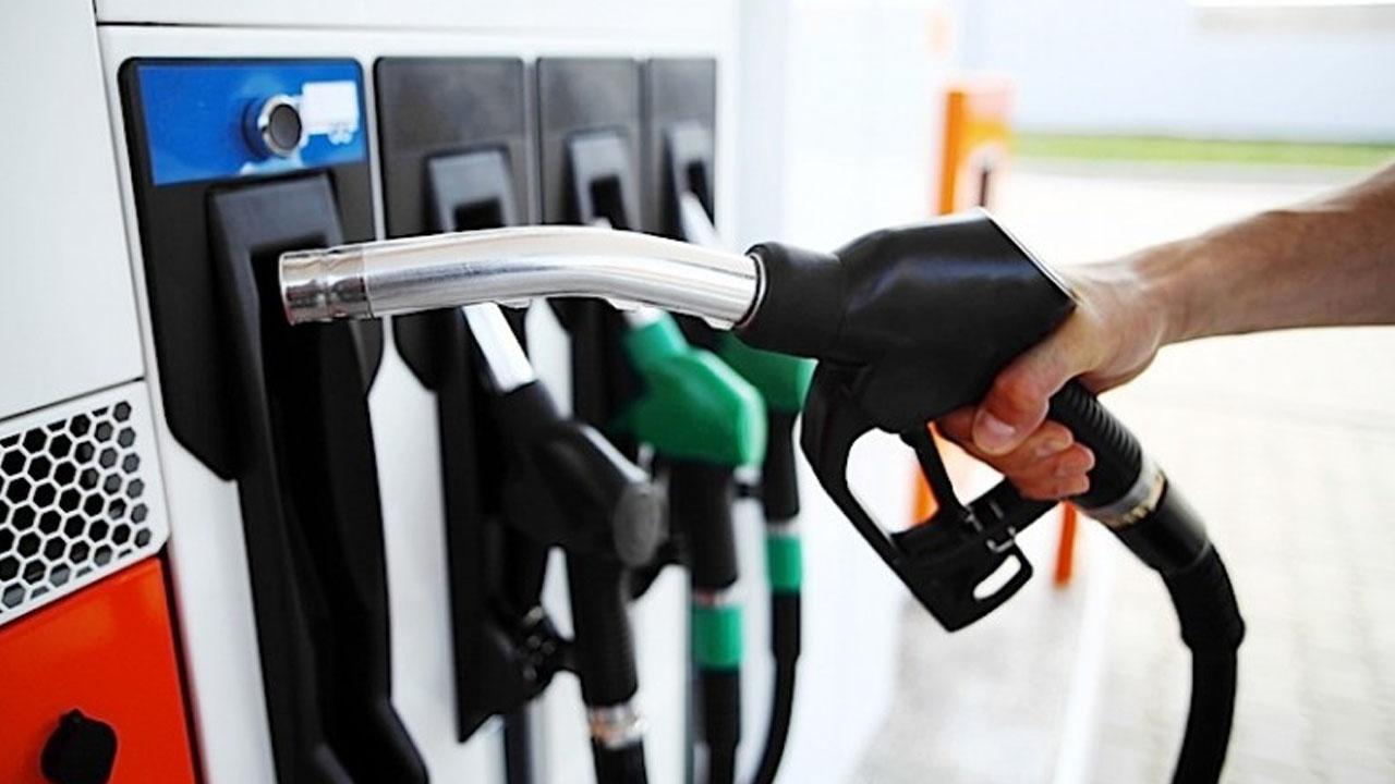 NPA cooperates with the police to bring down dealers of table-top petrol and diesel NPA cooperates with the police to bring down dealers of table-top petrol and diesel