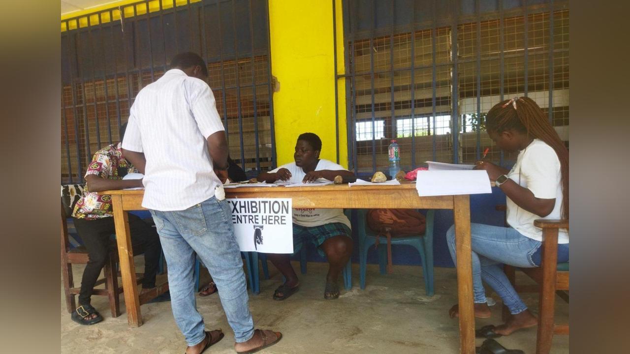 Low interest, attendance characterize voter exhibition exercise Low interest, attendance characterize voter exhibition exercise
