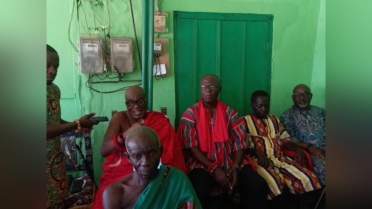 Traditional leaders resist attempt to mine in Muni-Pomadze Ramsar Site and Yenku Forest Traditional leaders resist attempt to mine in Muni-Pomadze Ramsar Site and Yenku Forest