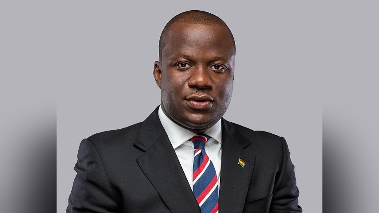 Lands Minister lauds Gold4Oil policy …says it has stabilised local currency, reduced cost of fuel Lands Minister lauds Gold4Oil policy …says it has stabilised local currency, reduced cost of fuel