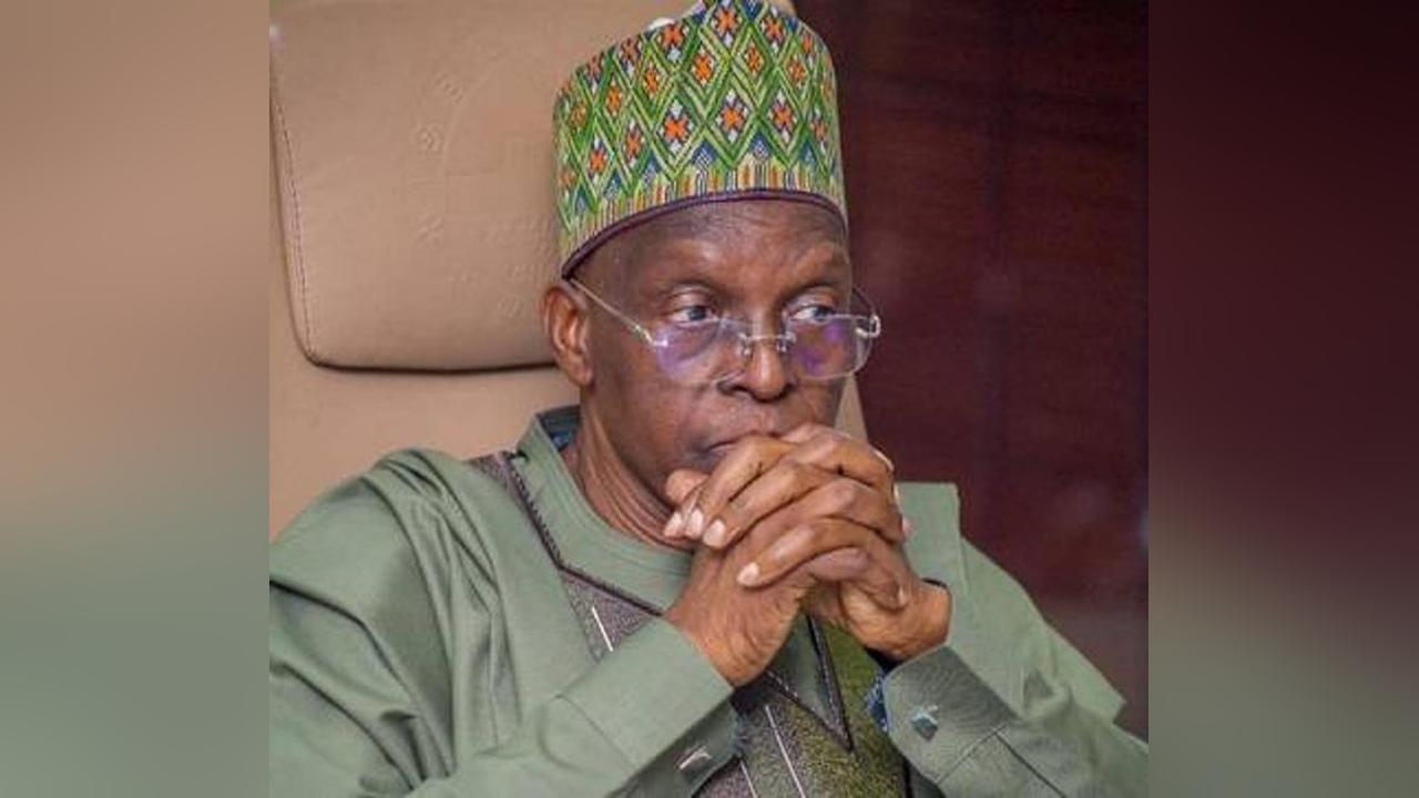 Drama in Parliament: Majority walks out ahead of budget approval …accuses Speaker of playing to Minority gallery Drama in Parliament: Majority walks out ahead of budget approval …accuses Speaker of playing to Minority gallery