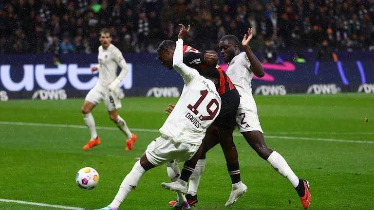 Bayern Munich thrashed by Eintracht Frankfurt in Bundesliga upset Bayern Munich thrashed by Eintracht Frankfurt in Bundesliga upset