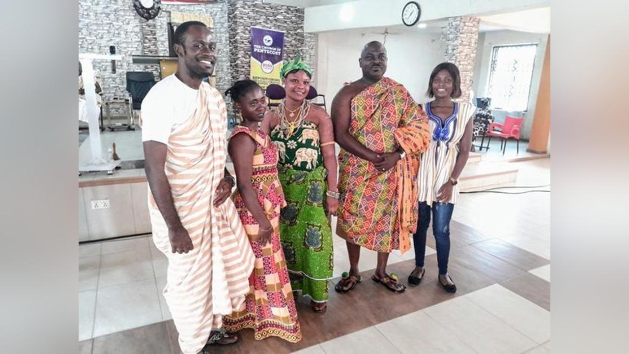 Grace Assembly Goes Traditional Grace Assembly Goes Traditional