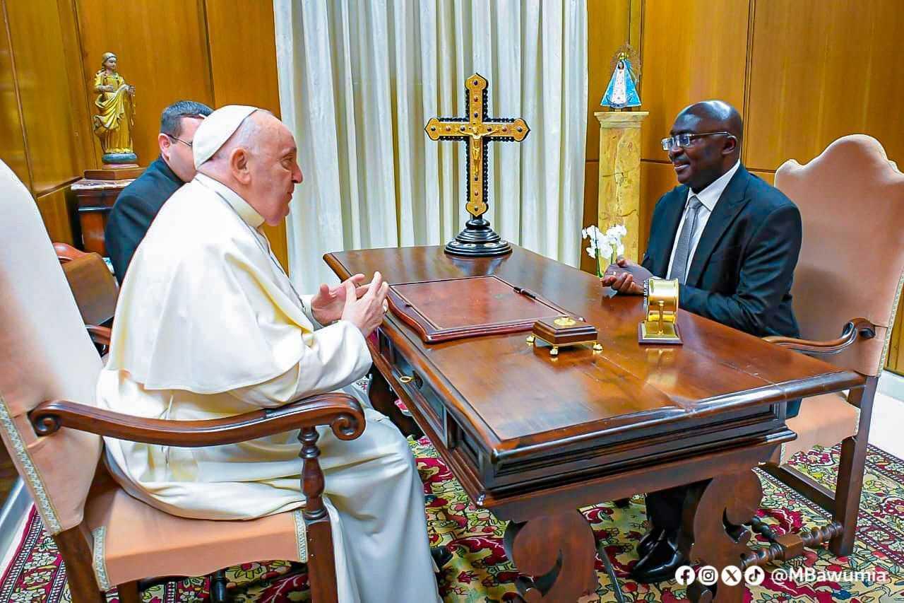 Bawumia meets Pope Francis in Vatican