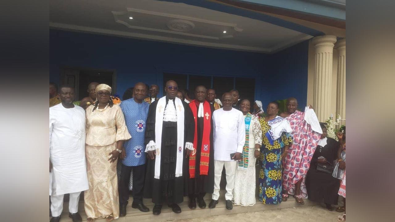 Dan Botwe Donates Five-Bedroom Mission House to Mabang Presby Church Dan Botwe Donates Five-Bedroom Mission House to Mabang Presby Church