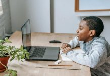 Distance Learning Transforms Lives yet Presents Challenges Distance Learning Transforms Lives yet Presents Challenges