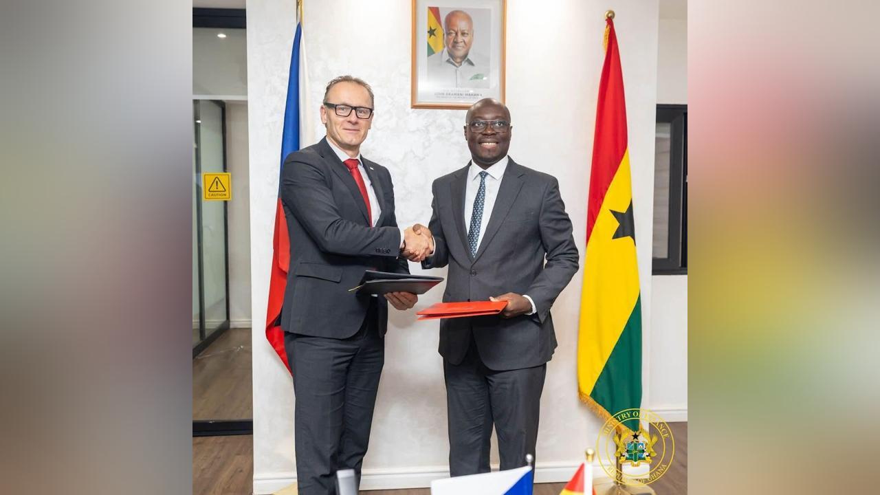 Ghana Signs Seventh Debt Restructuring Agreement Ghana Signs Seventh Debt Restructuring Agreement