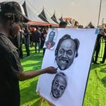 Commerce Culture and Crowds at Daddy Lumba’S Funeral Commerce Culture and Crowds at Daddy Lumba'S Funeral