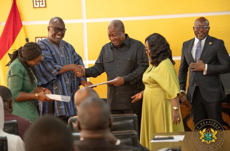 Constitutional Review Committee Proposes Tenure Extension Constitutional Review Committee Proposes Tenure Extension