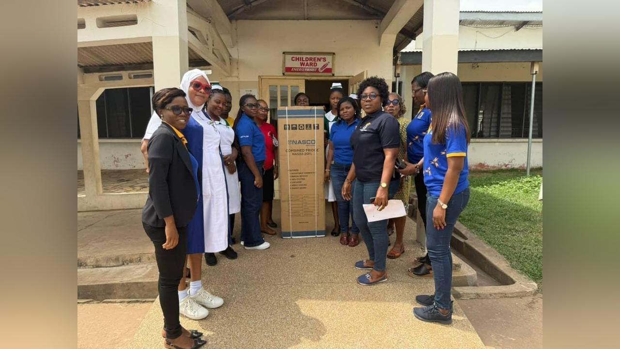Volta ECG Power Queens Donate Refrigerator to Hospital Volta ECG Power Queens Donate Refrigerator to Hospital