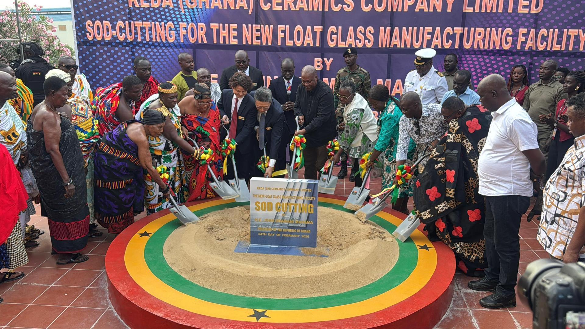 President Mahama Launches New Float Glass Factory President Mahama Launches New Float Glass Factory