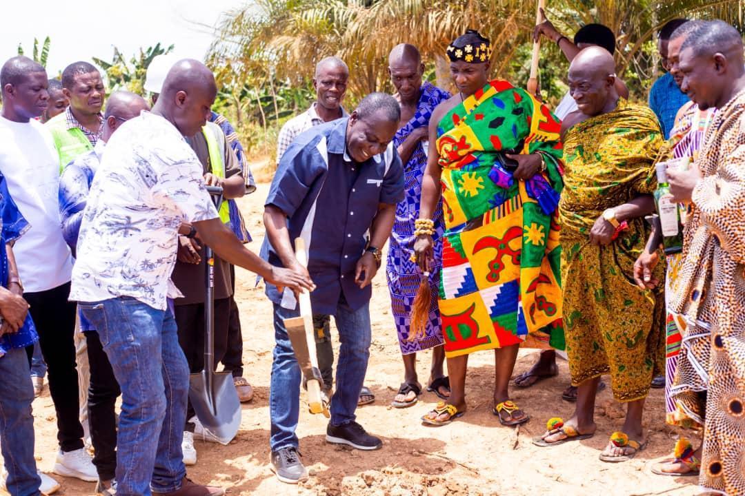 Atwima Mponua MP Cuts Sod to Construct Two Police Stations in the Area Atwima Mponua MP Cuts Sod to Construct Two Police Stations in the Area