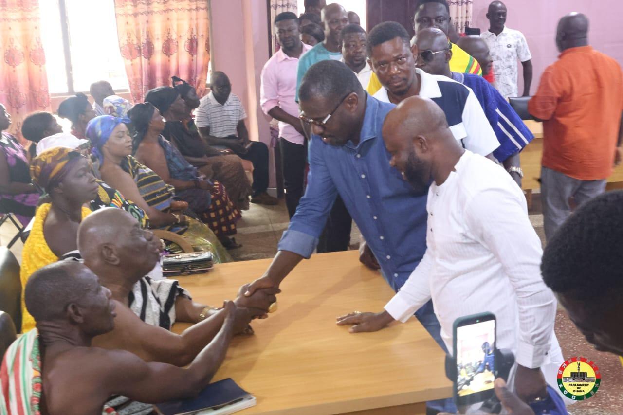 Minority Caucus Pledges to Support Cocoa Farmers Minority Caucus Pledges to Support Cocoa Farmers