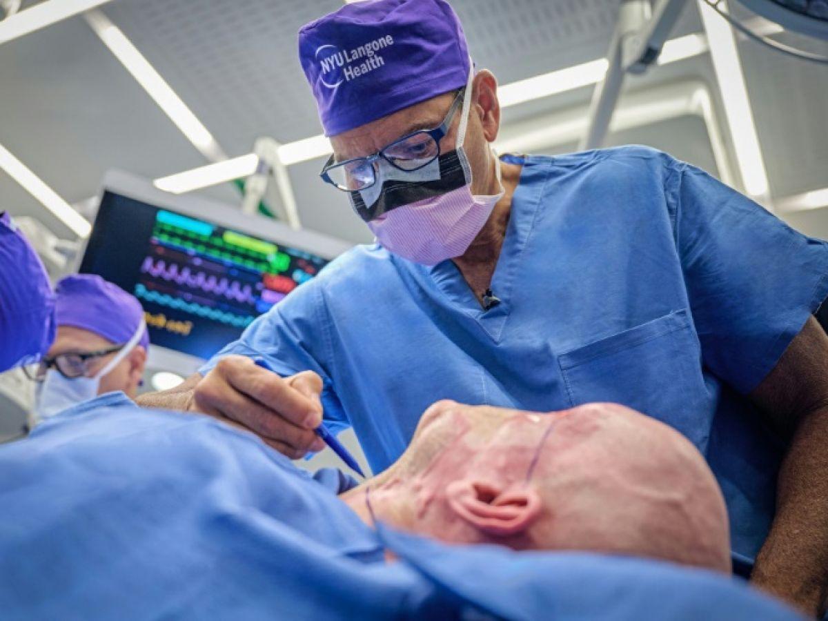 Première mondiale : la greffe d’un œil complet, une “réussite remarquable” Première mondiale : la greffe d’un œil complet, une “réussite remarquable”