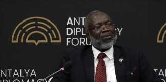 Cedeao Rejette Coups D’État au Bénin et en Guinée-Bissau Cedeao Rejette Coups D'État au Bénin et en Guinée-Bissau