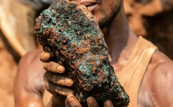 Économie Mondiale: L’Afrique, Nouveau Champ de Bataille Économie Mondiale: L'Afrique, Nouveau Champ de Bataille