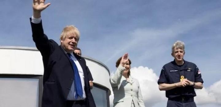 Boris Johnson veut envoyer les migrants au Rwanda: “Scandaleux et inhumain”