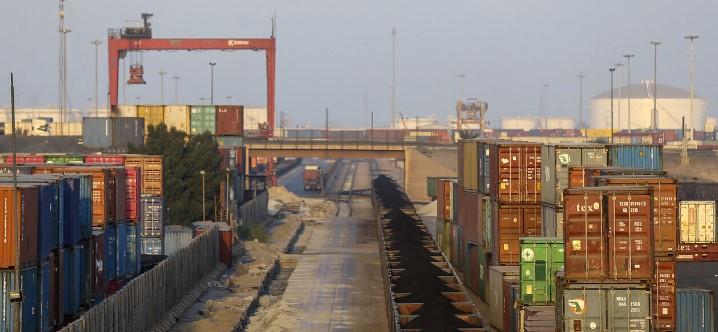 L'Iran et les pays d'Afrique de l'Ouest vont signer un contrat d'une valeur de 850 millions de dollars (ministre iranien de l’Industrie) L'Iran et les pays d'Afrique de l'Ouest vont signer un contrat d'une valeur de 850 millions de dollars (ministre iranien de l’Industrie)