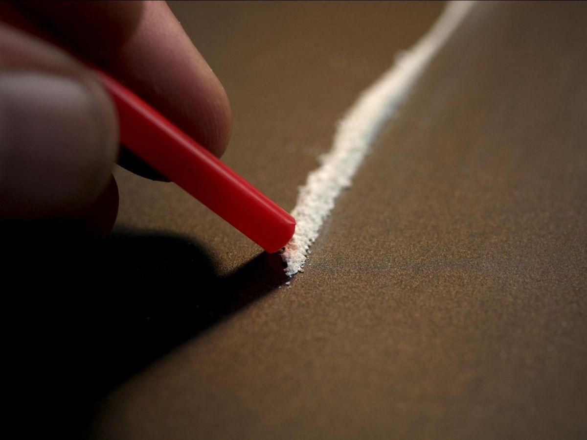 Sniffy : la “cocaïne décocaïnée” génère une polémique et illustre les failles de la lutte contre les addictions en France Sniffy : la “cocaïne décocaïnée” génère une polémique et illustre les failles de la lutte contre les addictions en France
