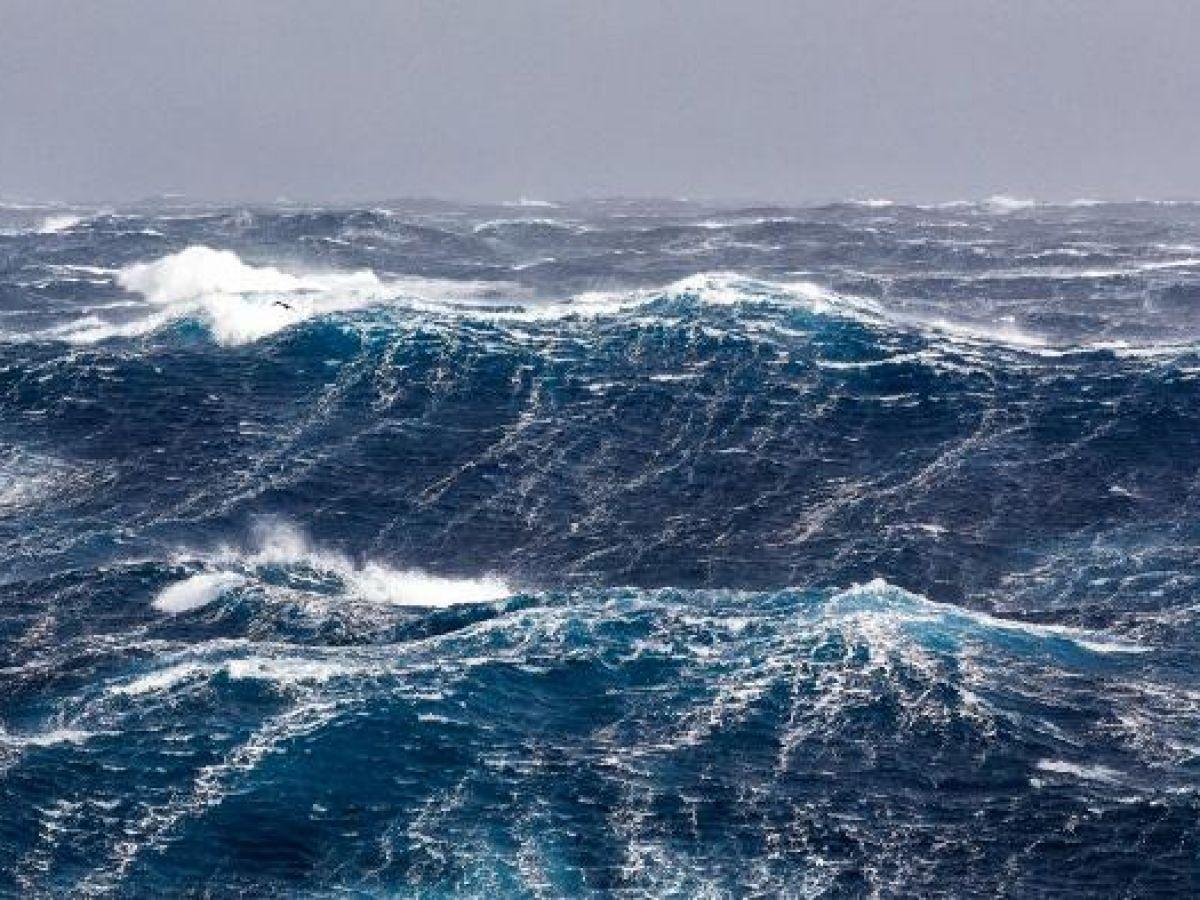 Satellite Enregistre une Vague Géante de 19,7 Mètres Satellite Enregistre une Vague Géante de 19,7 Mètres