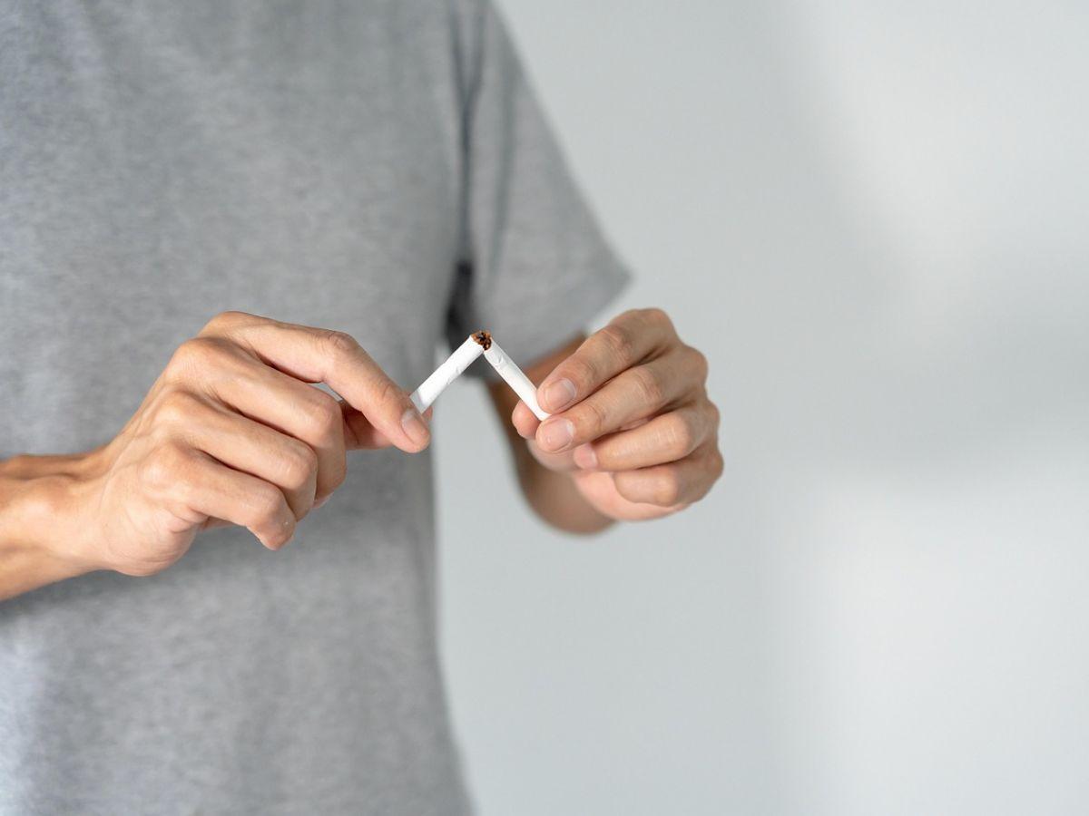 Arrêter de Fumer Rend Douillet (Du Moins au Début) Arrêter de Fumer Rend Douillet (Du Moins au Début)