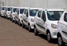 Taxi drivers face auctioneers after virus hits business