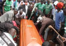 Mourners ignore Covid-19 regulations at Lady Maureen burial