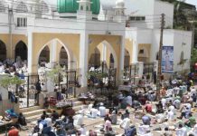 Ramadhan: Muslims faithful at Jamia mosque