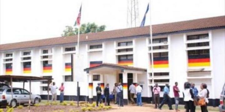 2 Police Officers Shoot Each Other Along Thika Road 2 Police Officers Shoot Each Other Along Thika Road