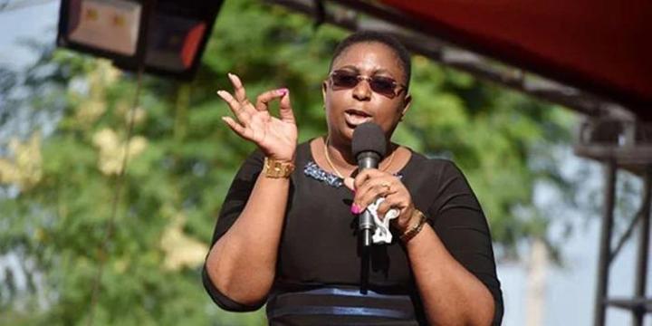 Aisha Jumwa Dismisses Claims She Ditched Ruto's Camp After Meeting Francis Atwoli Aisha Jumwa Dismisses Claims She Ditched Ruto's Camp After Meeting Francis Atwoli
