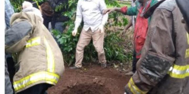 Day-old Baby Rescued From 80-foot Latrine in Kirinyaga Day-old Baby Rescued From 80-foot Latrine in Kirinyaga