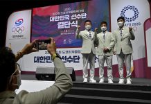 South Korean athletes enjoy food delivery service after radiation screening South Korean athletes enjoy food delivery service after radiation screening