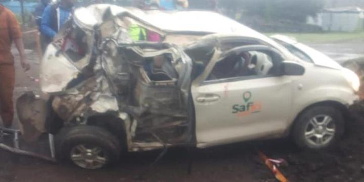One Dead as Lorry Rams Into Taxi Ferrying School Kids One Dead as Lorry Rams Into Taxi Ferrying School Kids