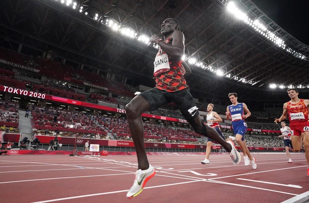 Kipsang powers into 1,500m final, breaks Games record Kipsang powers into 1,500m final, breaks Games record