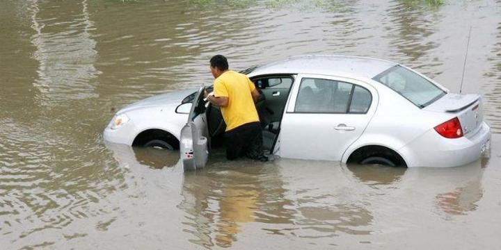 Dos and Donts of Driving Through Flooded Waters Dos and Donts of Driving Through Flooded Waters