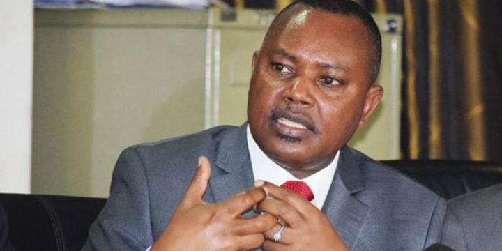 DCI Gifts Brave Nairobi Guard Who Foiled Robbery Attack DCI Gifts Brave Nairobi Guard Who Foiled Robbery Attack