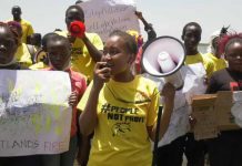Kenya: Youth climate activist highlights pollution on Lake Victoria Kenya: Youth climate activist highlights pollution on Lake Victoria