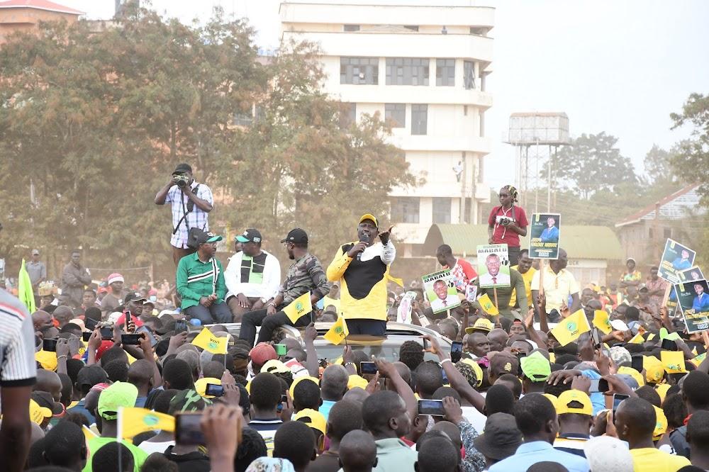 Ruto tears into Uhuru, Raila in charged Busia rally - kenya